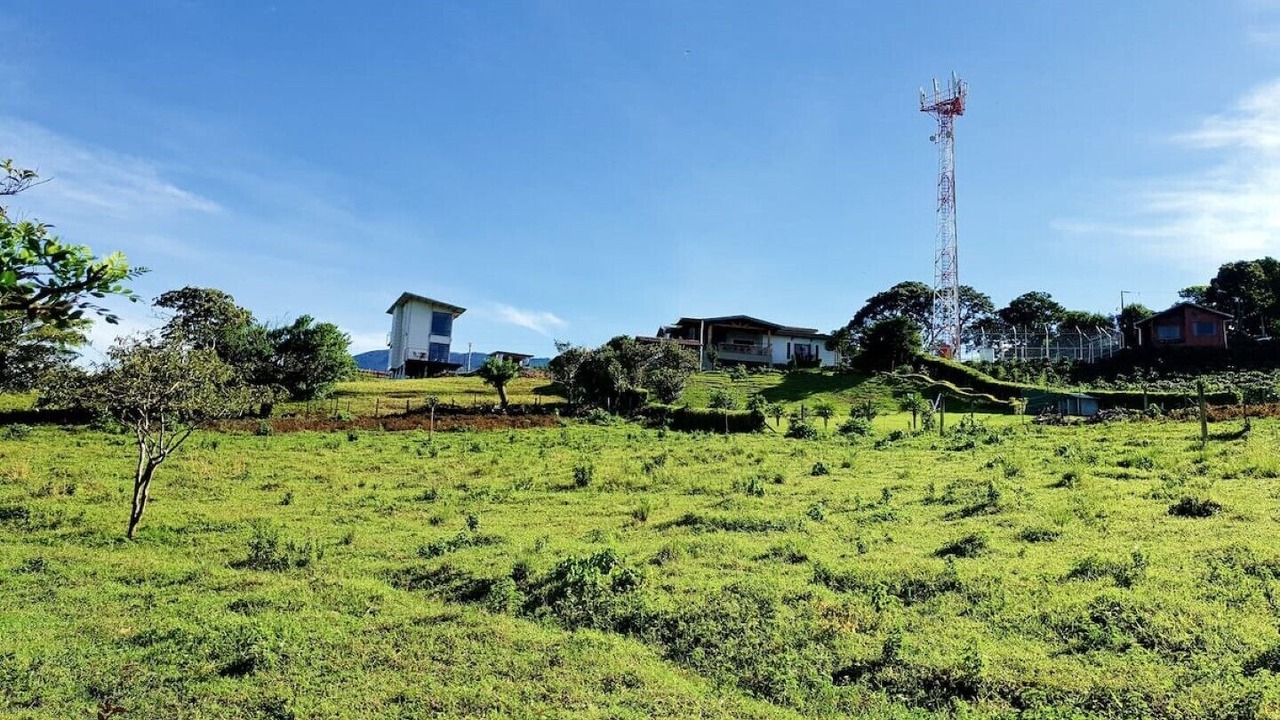 Photo of Outdoor in Roble