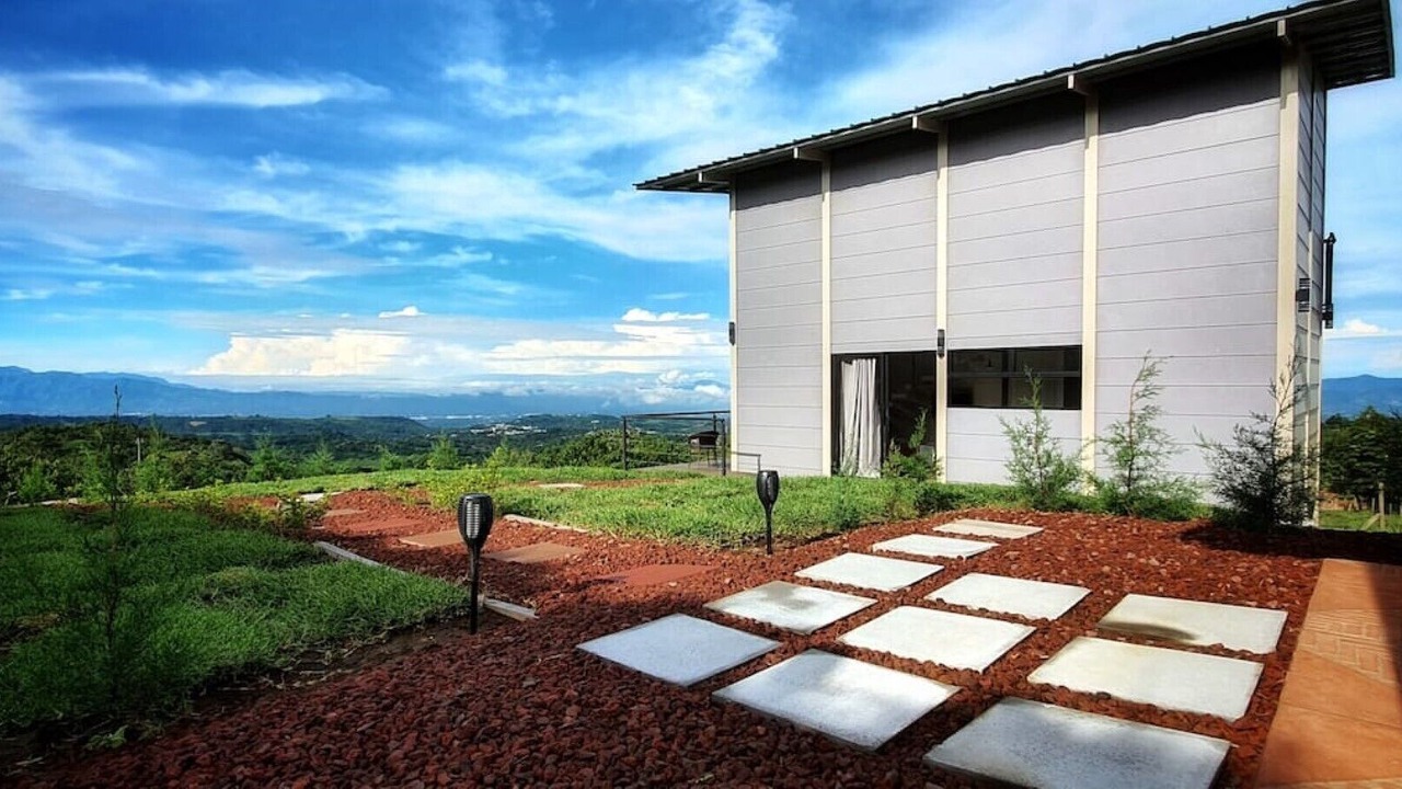 Photo of Outdoor in Roble