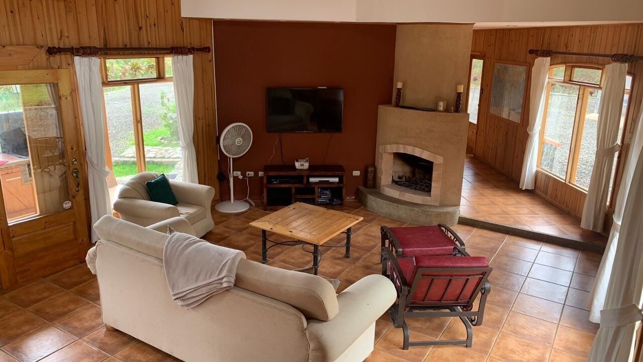 Photo of Livingroom in Orosi