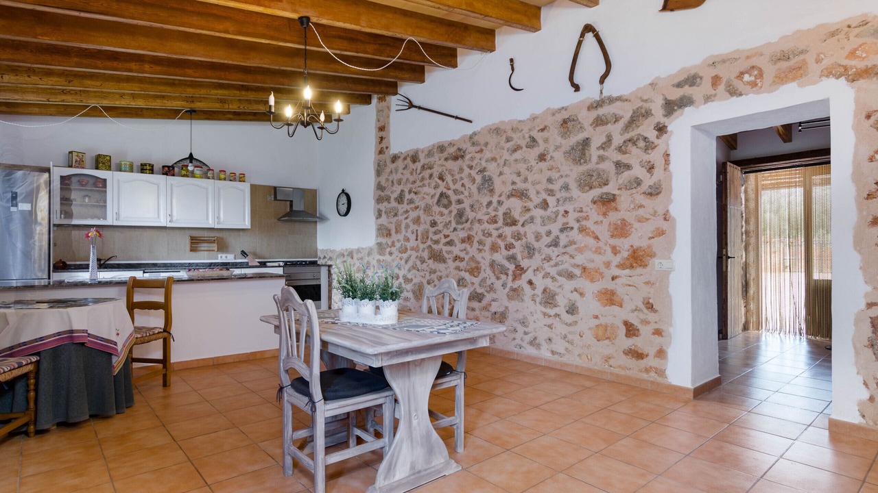 Photo of Livingroom in Llubi