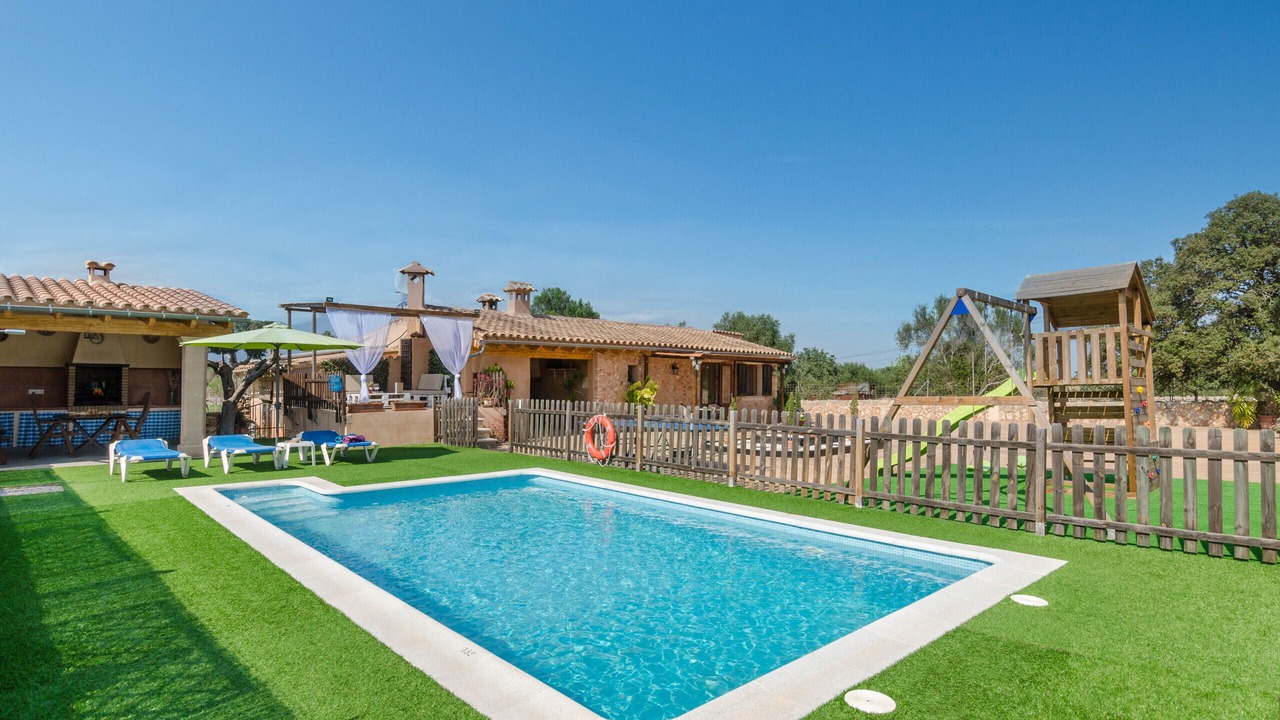 Photo of Outdoor in Llubi