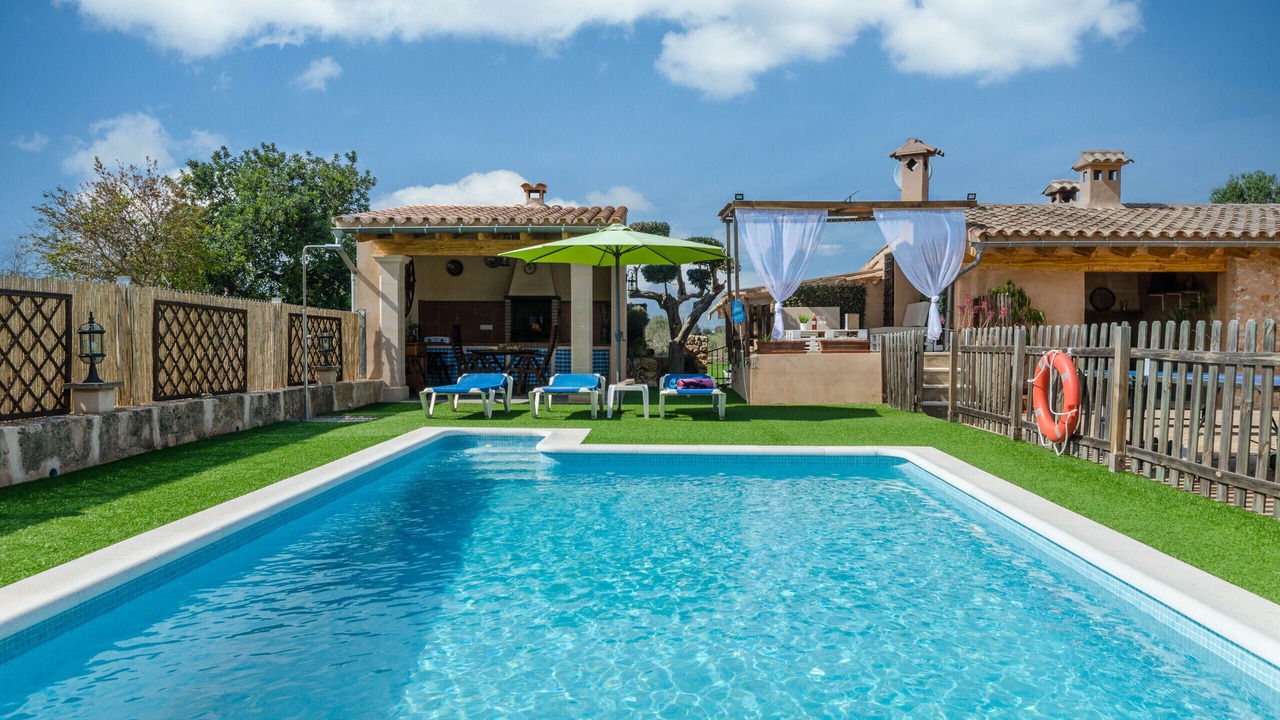 Photo of Outdoor in Llubi