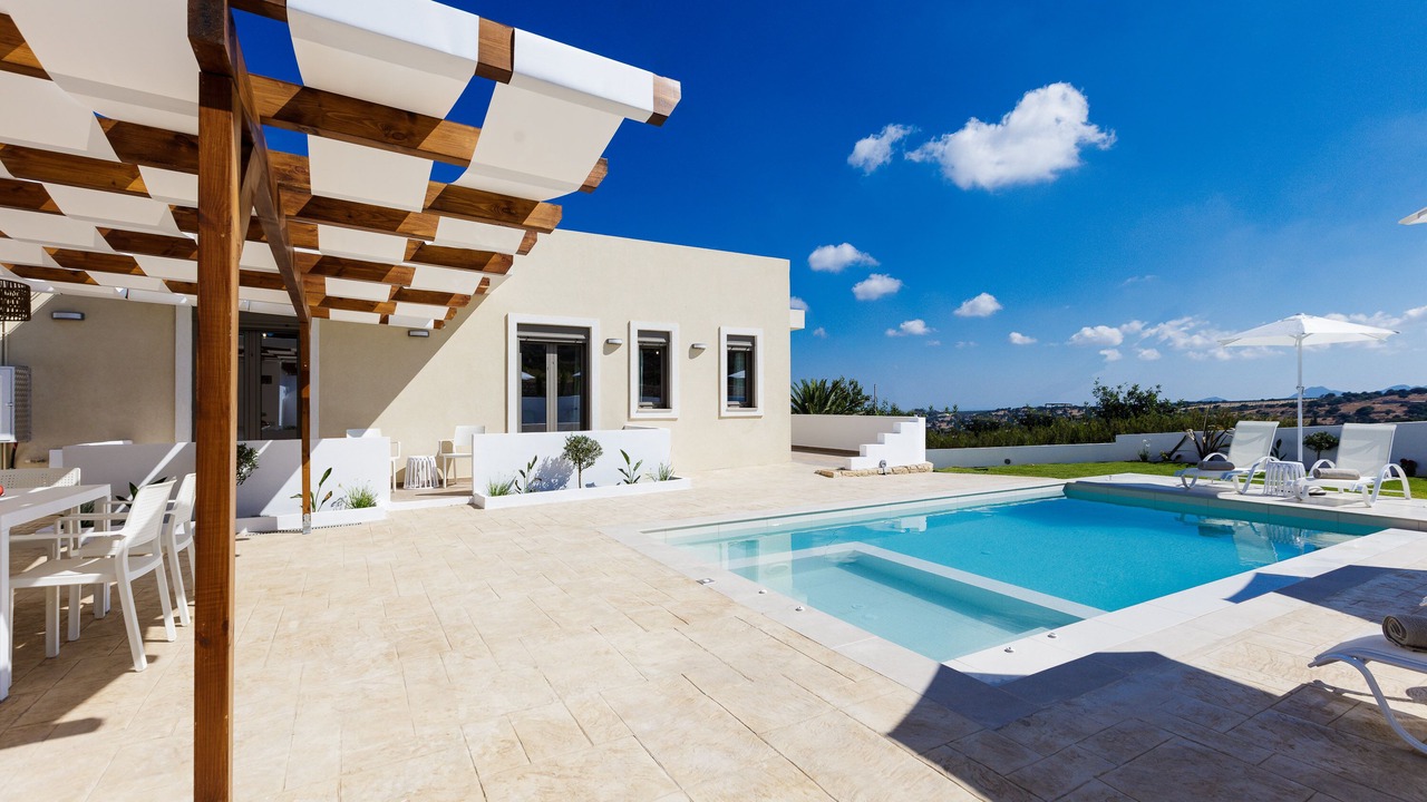 Photo of Outdoor in Pikris