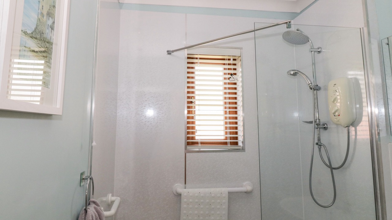Photo of Bathroom in Annan