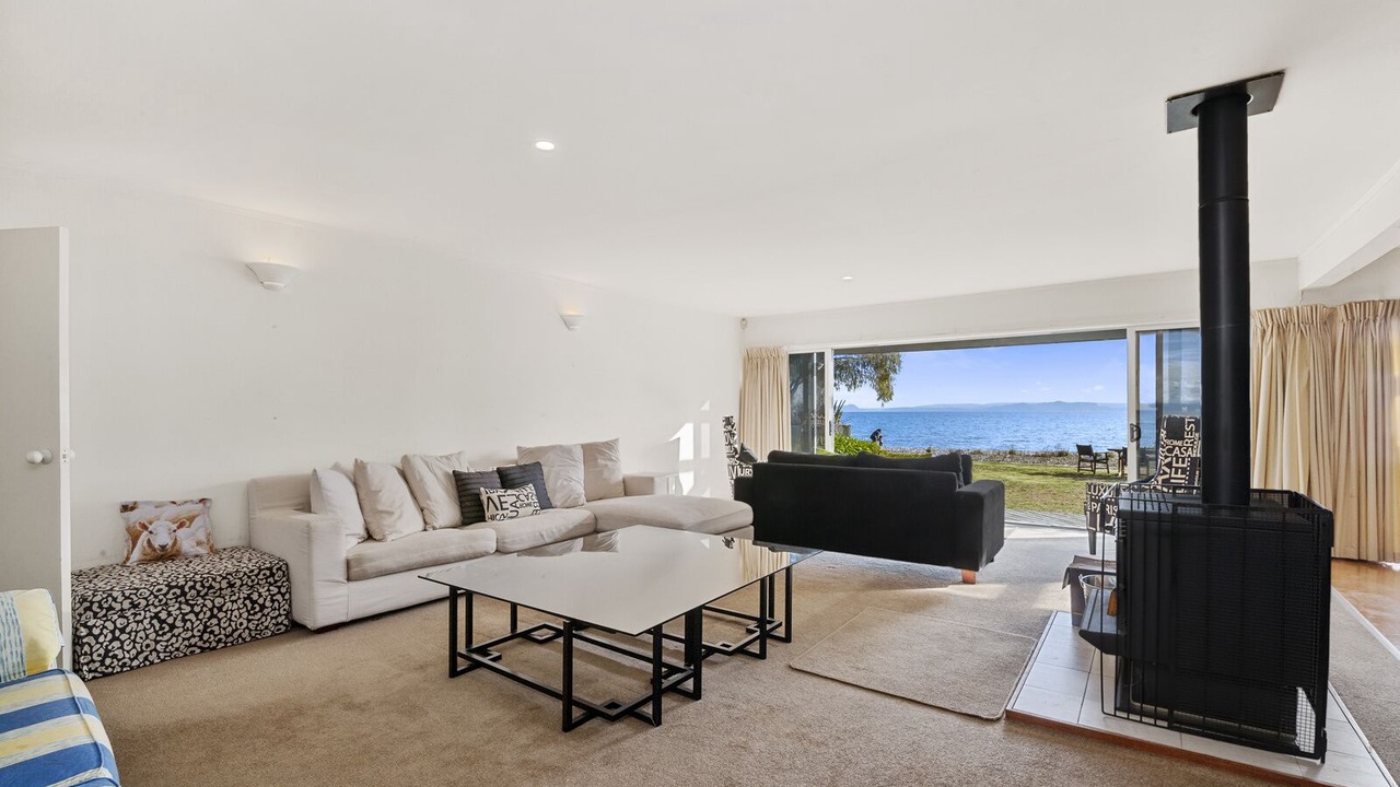Photo of Livingroom in Waitahanui