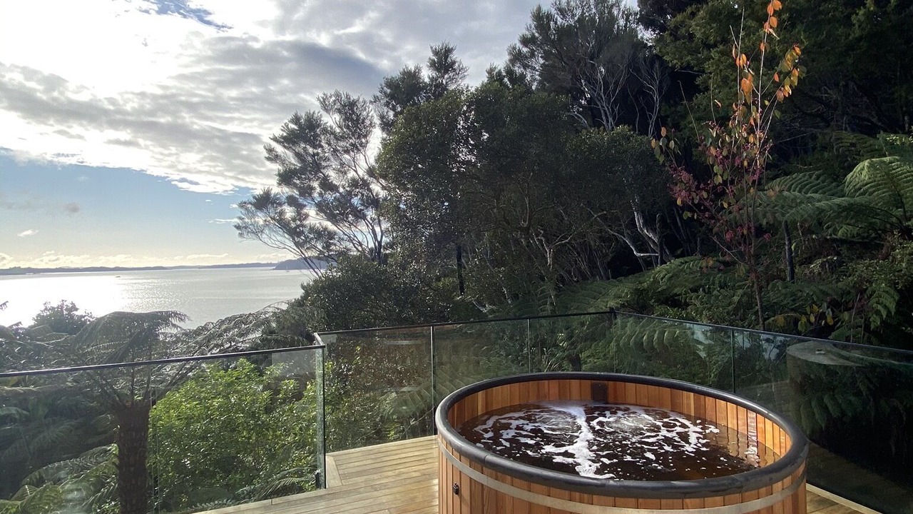 Photo of Patio Balcony in Russell