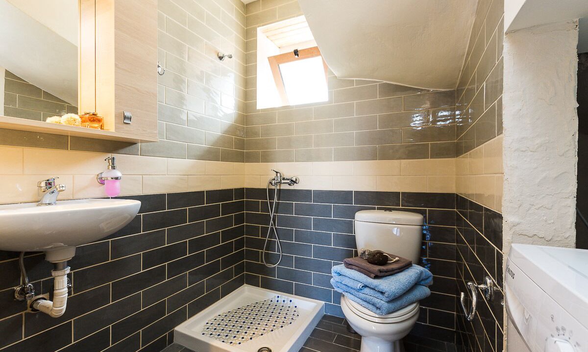 Photo of Bathroom in Geropotamos