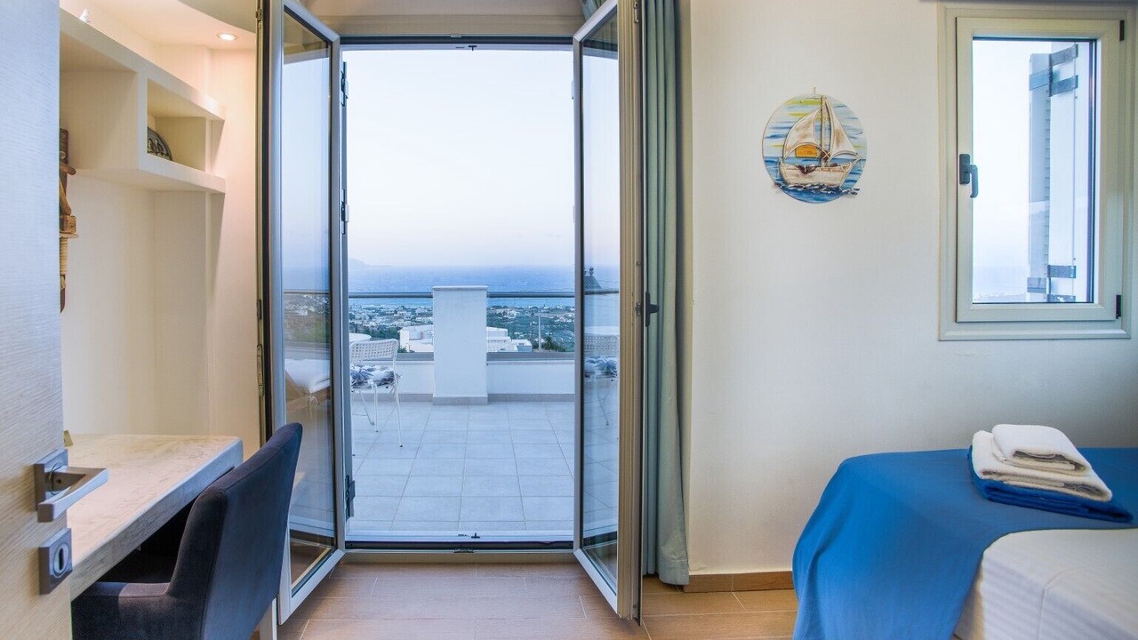 Photo of Bedroom in Vathianos Kampos