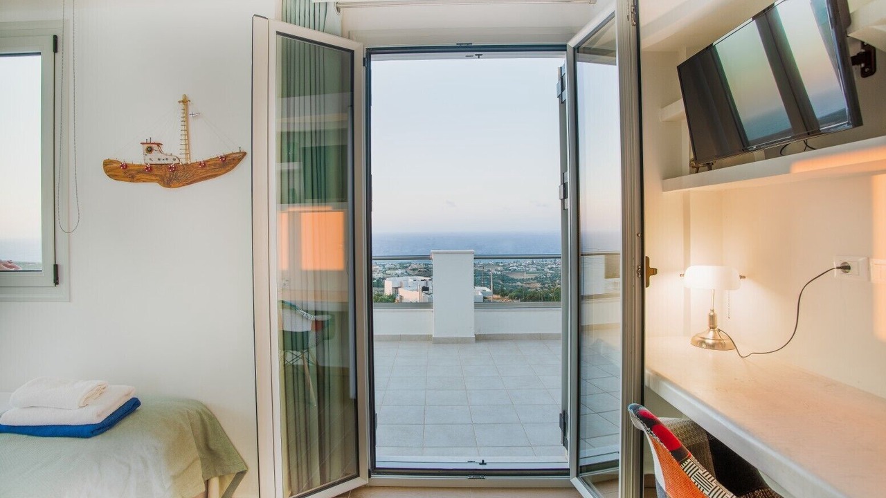 Photo of Bedroom in Vathianos Kampos