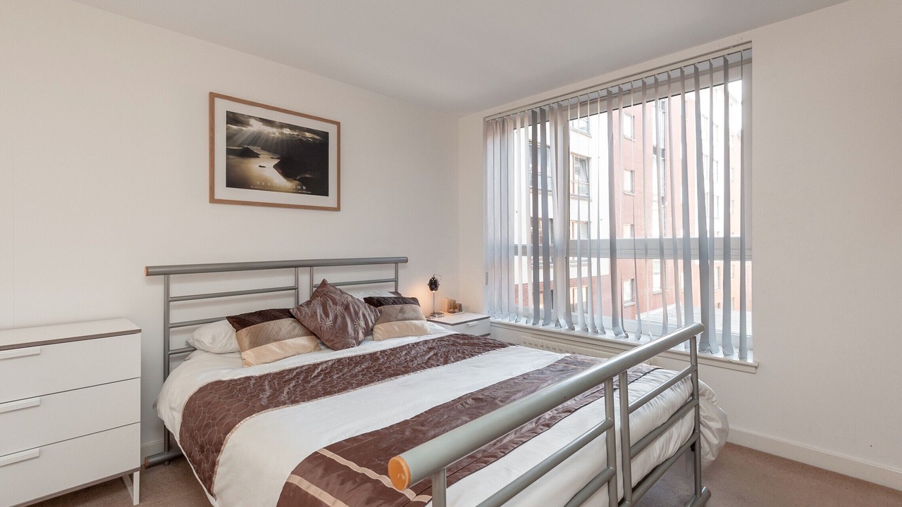 Photo of Bedroom in City Centre Glasgow