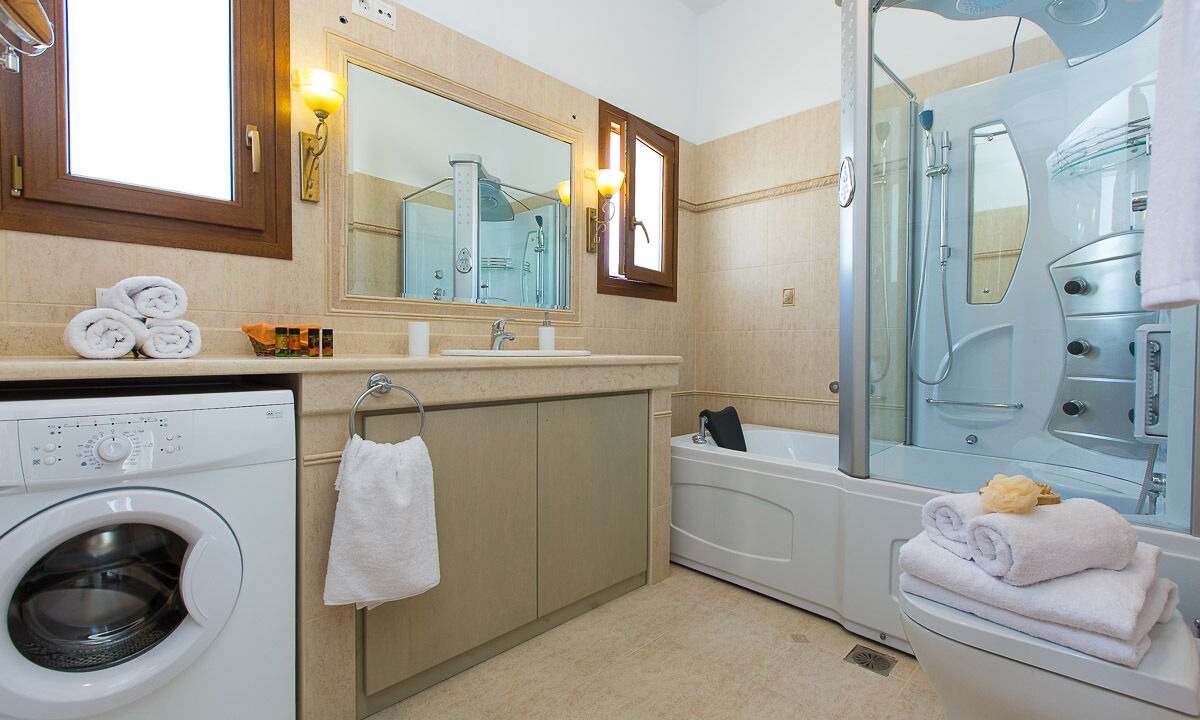 Photo of Bathroom in Achlades