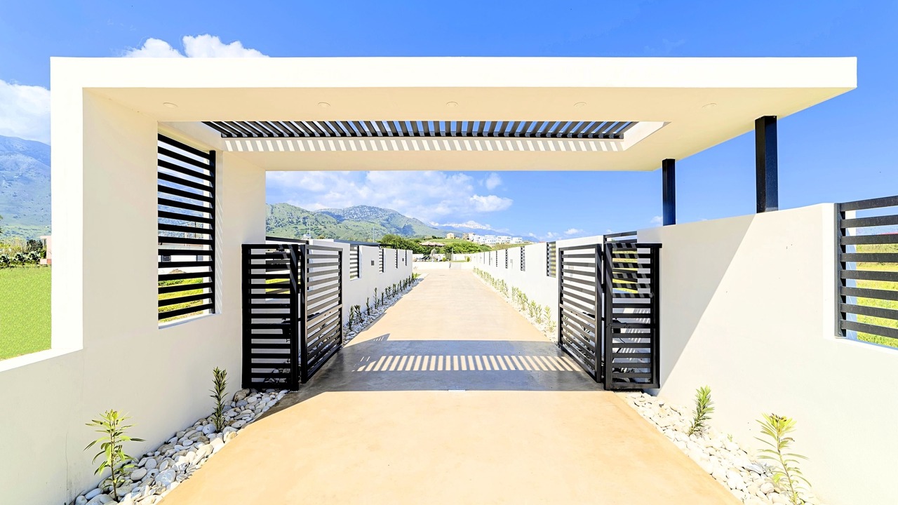 Photo of Outdoor in Kavros