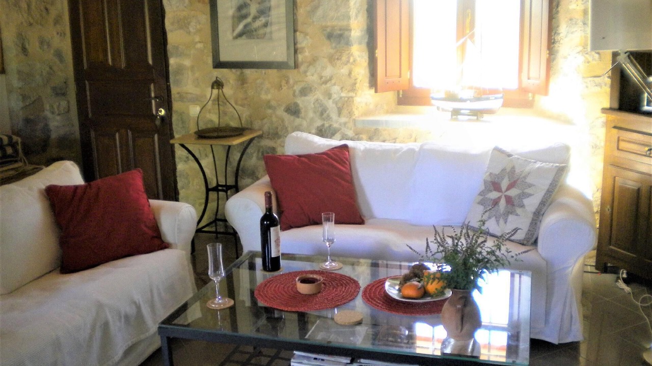 Photo of Livingroom in Fokiano