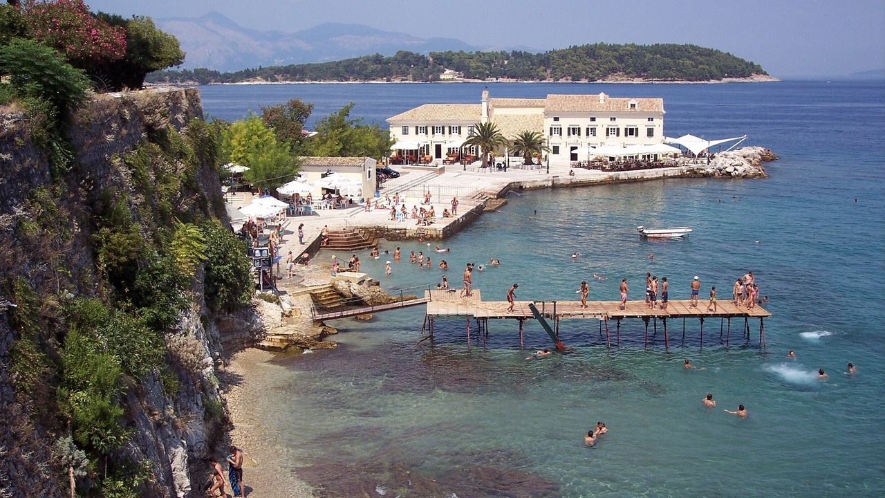 Photo of Others in Lourdata