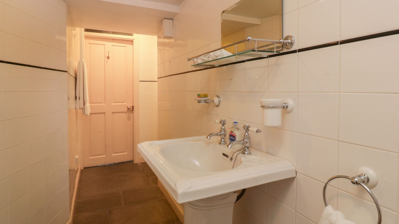 Photo of Bathroom in Whithorn