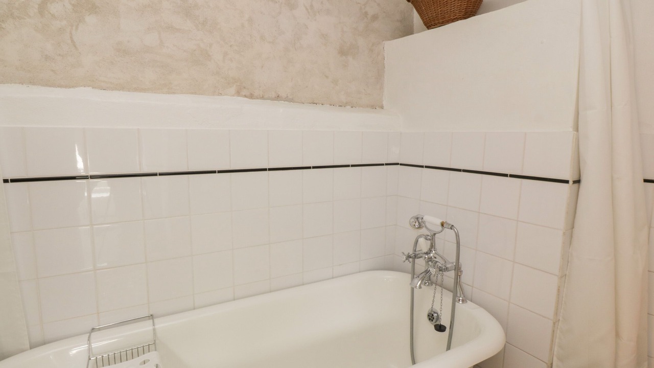 Photo of Bathroom in Whithorn