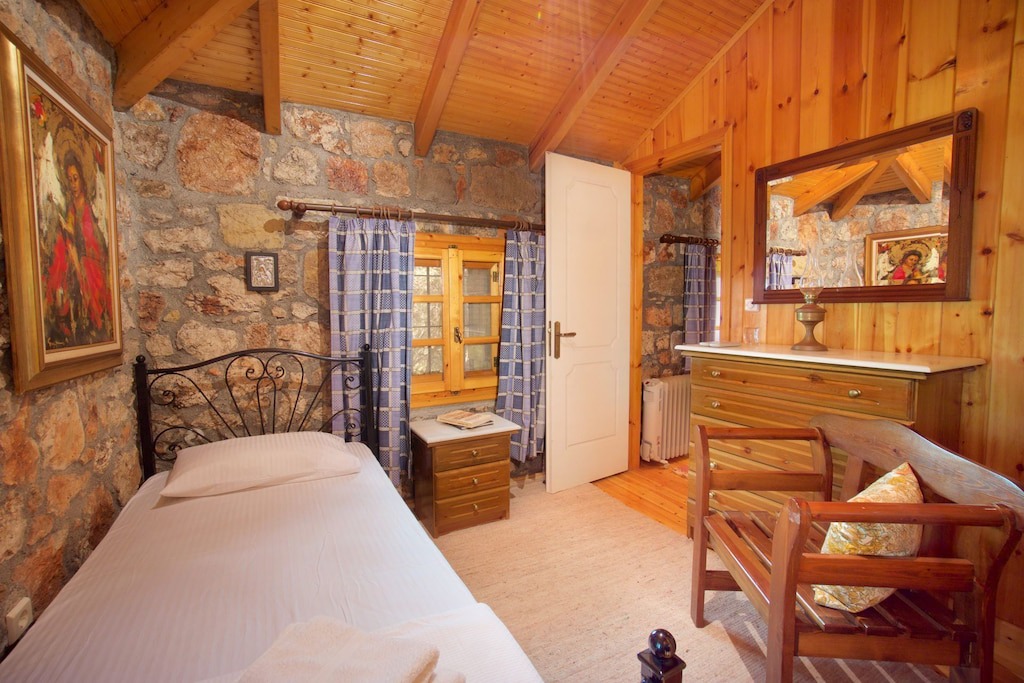 Photo of Bedroom in Mazarakata