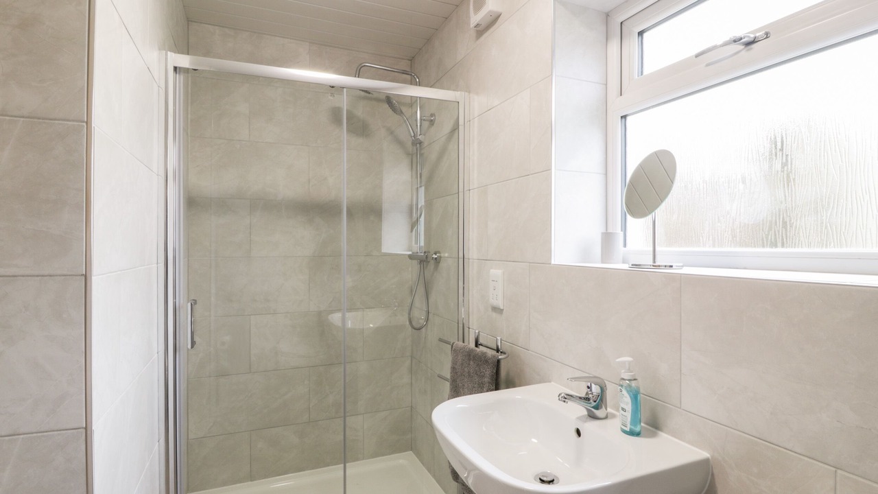 Photo of Bathroom in Maidens