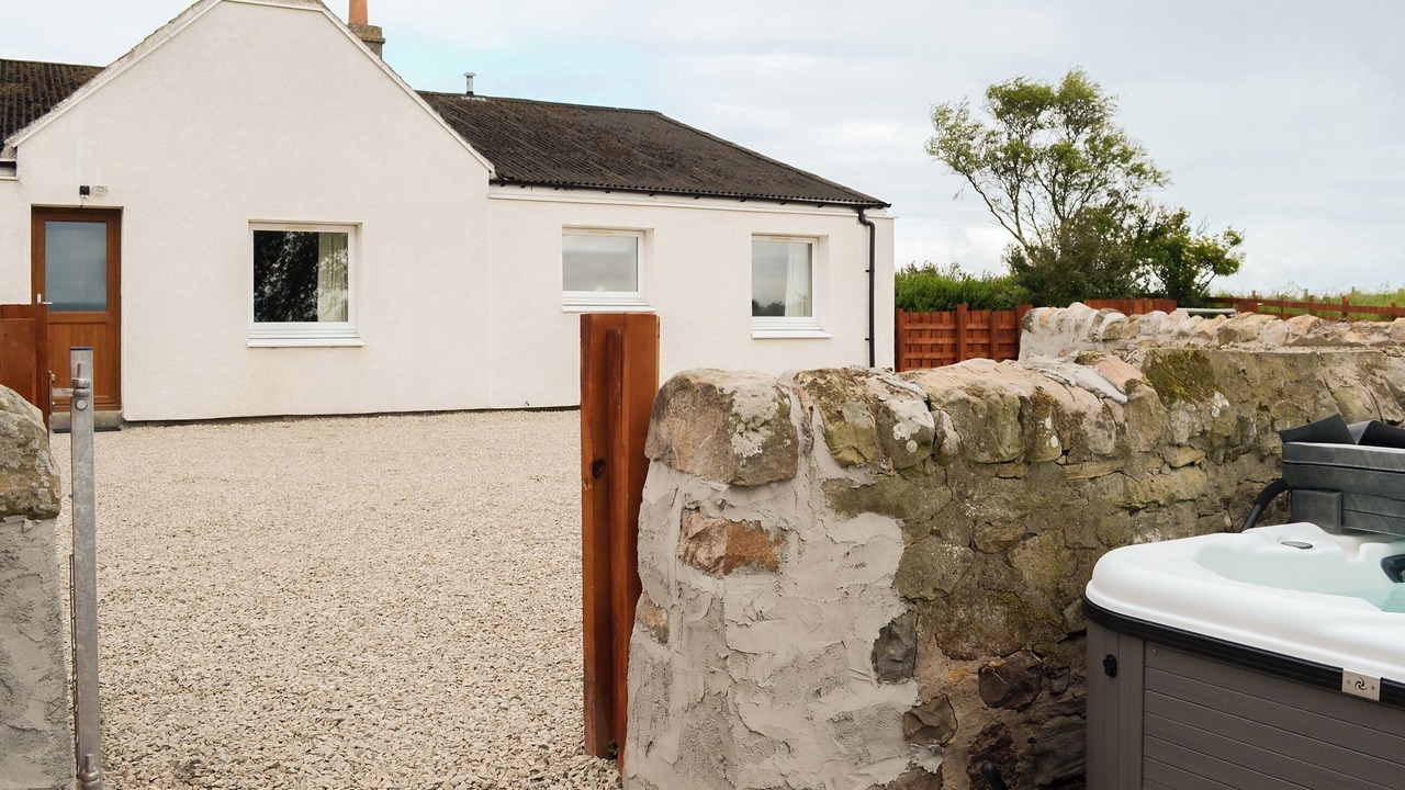 Photo of Outdoor in Tain