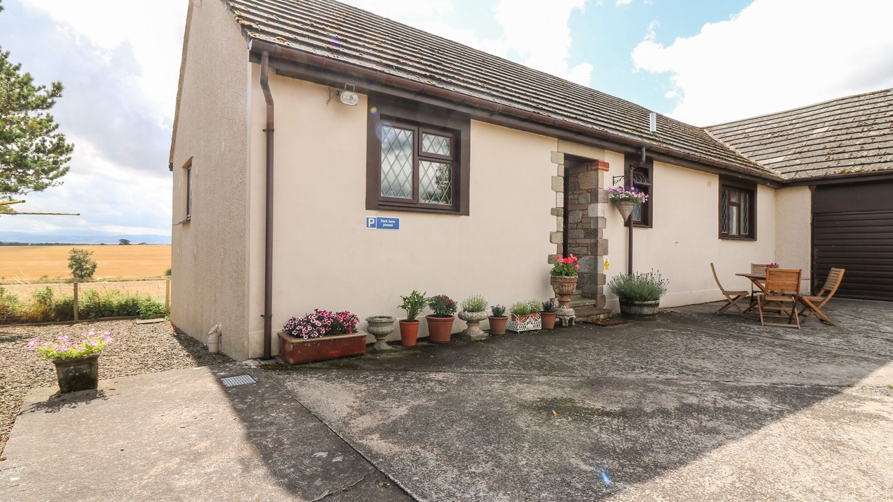 Photo of Outdoor in Duns