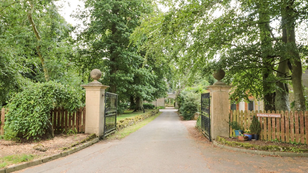 Photo of Outdoor in Duns