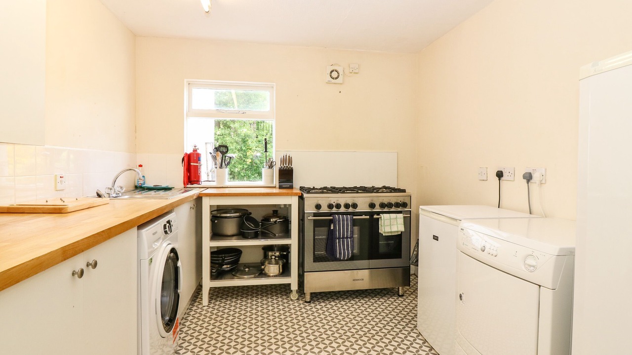 Photo of Kitchen in Kirriemuir