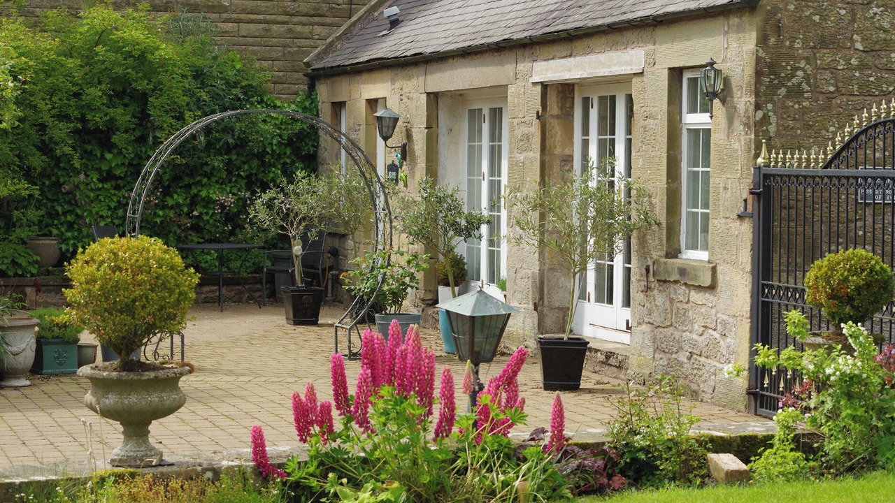 Photo of Patio Balcony in Chirnside