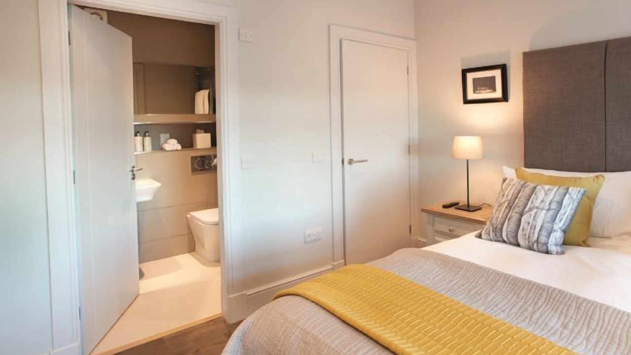 Photo of Bedroom in Thornhill