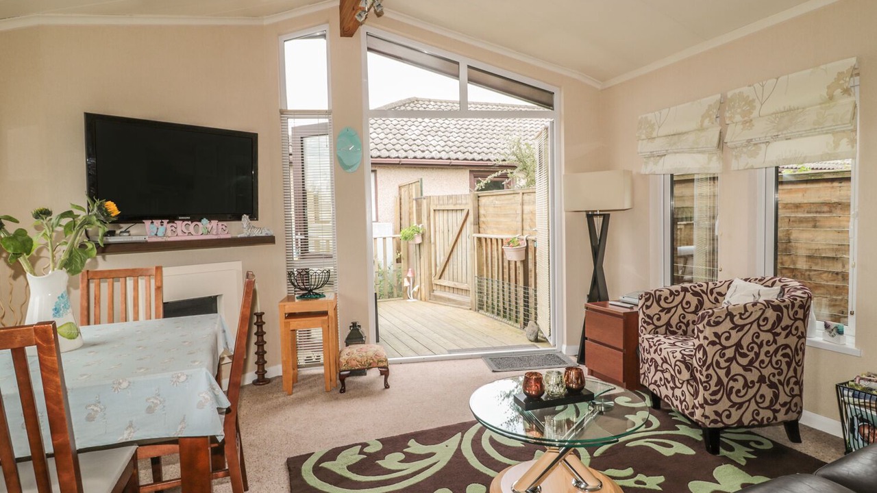 Photo of Livingroom in Melrose