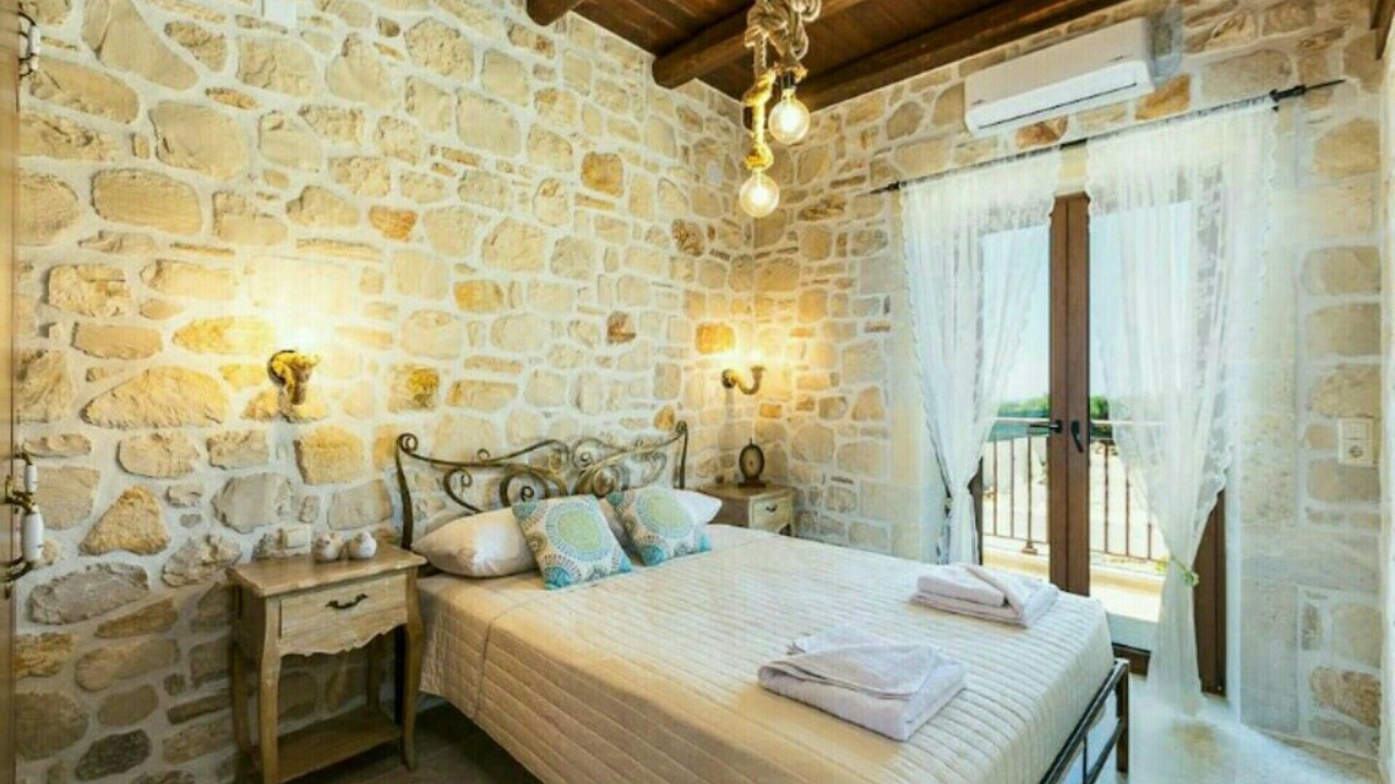 Photo of Bedroom in Roumeli