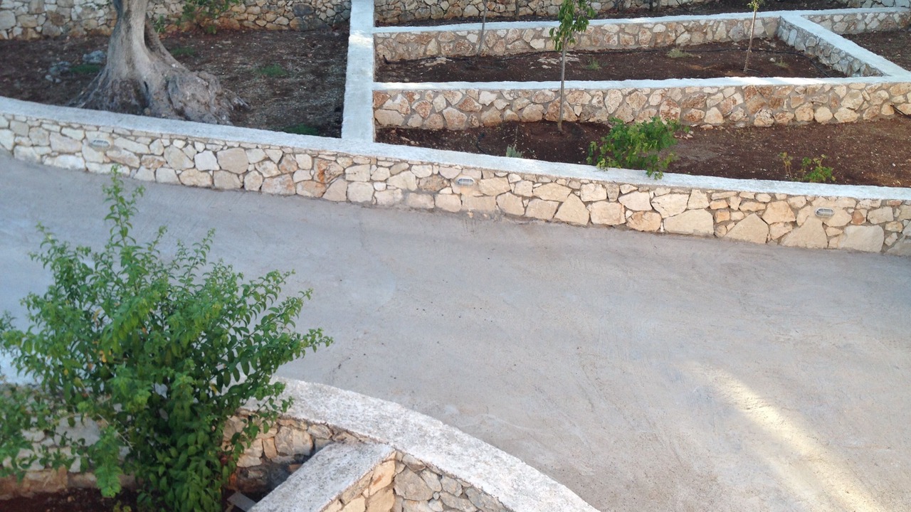 Photo of Outdoor in Tselendata