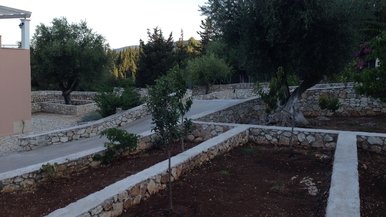 Photo of Outdoor in Tselendata