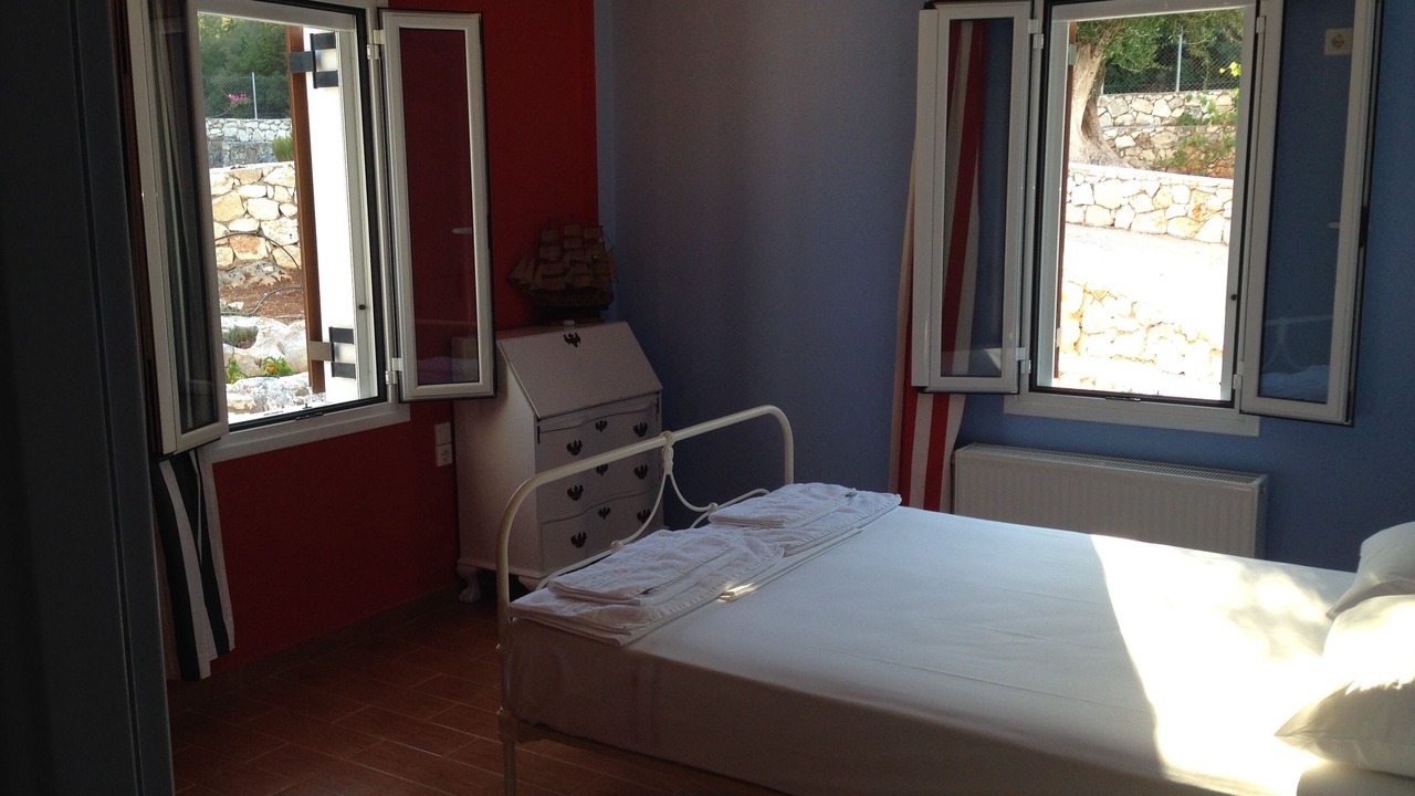 Photo of Bedroom in Tselendata