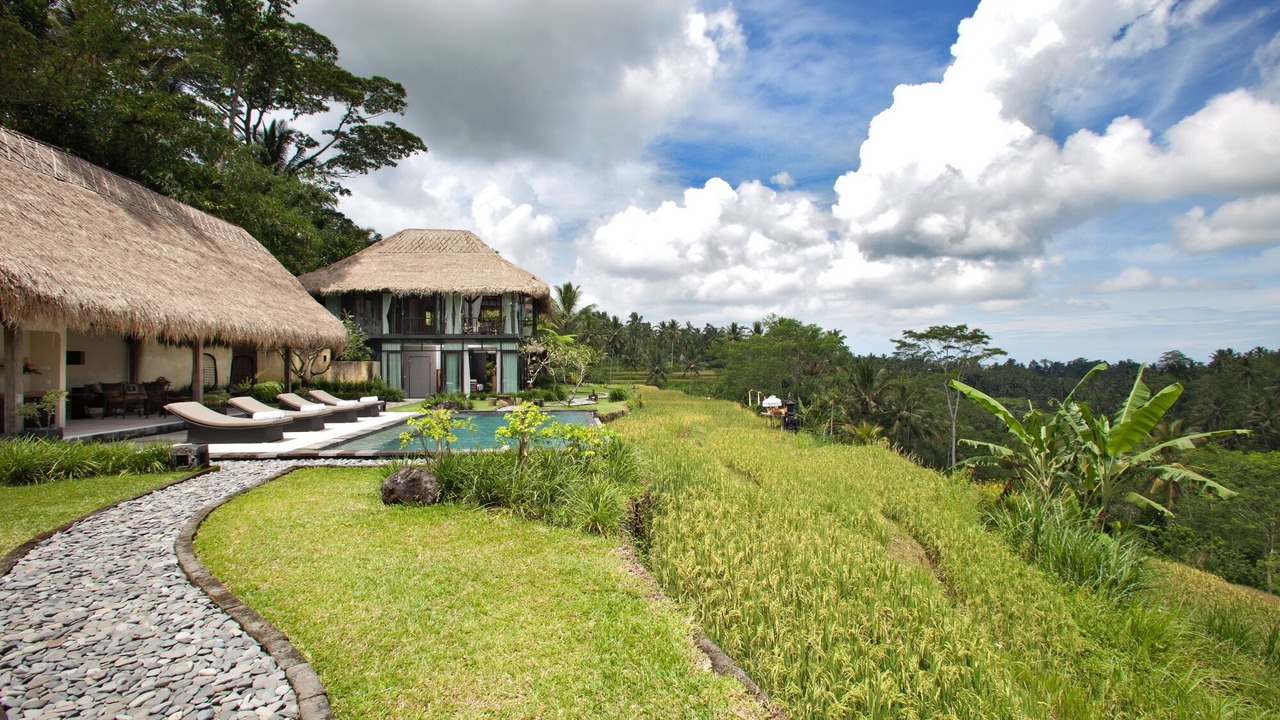 Photo of Outdoor in Sambahan