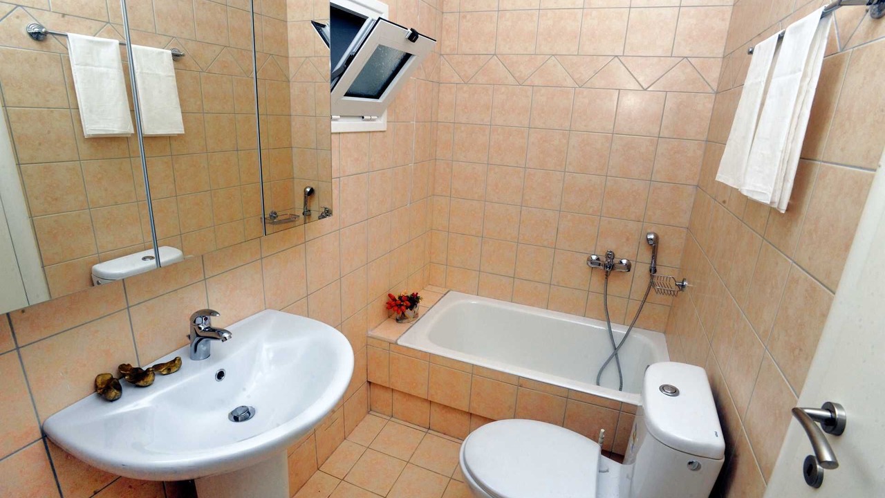 Photo of Bathroom in Skotino