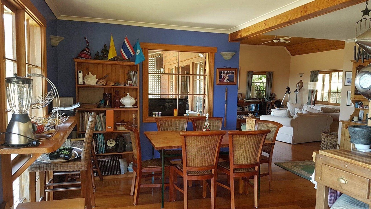 Photo of Others in Snug