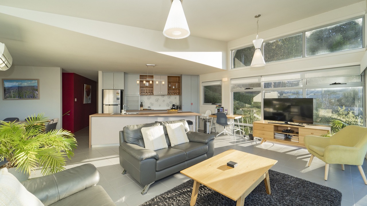 Photo of Livingroom in West Launceston