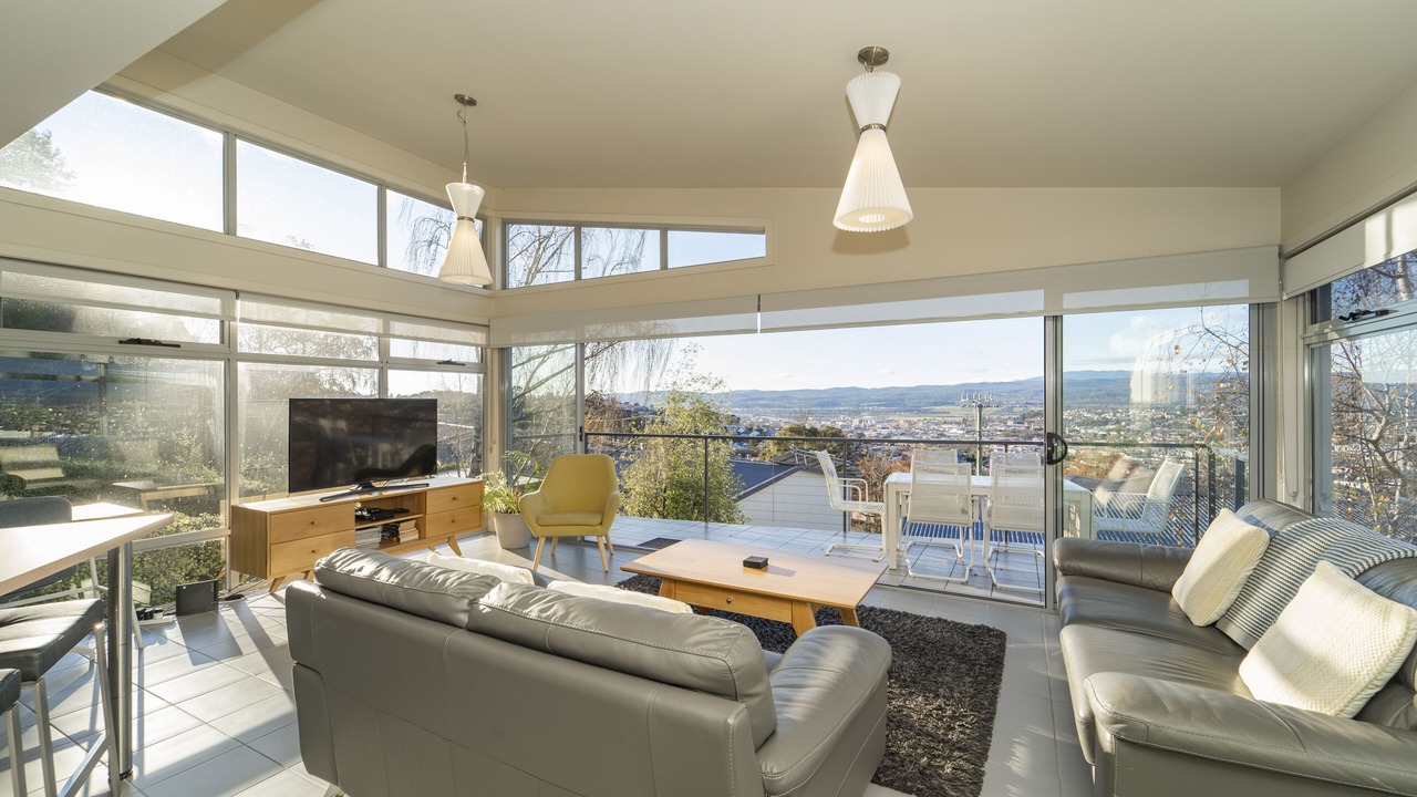 Photo of Livingroom in West Launceston