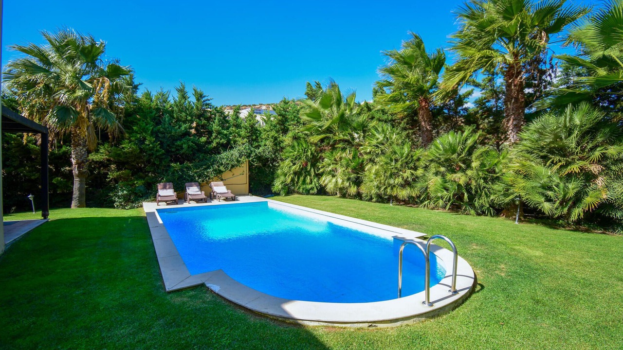 Photo of Outdoor in Finikia