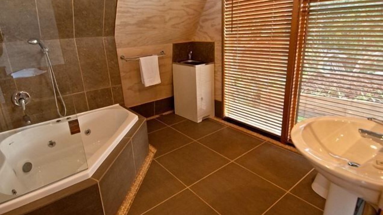 Photo of Bathroom in Adventure Bay