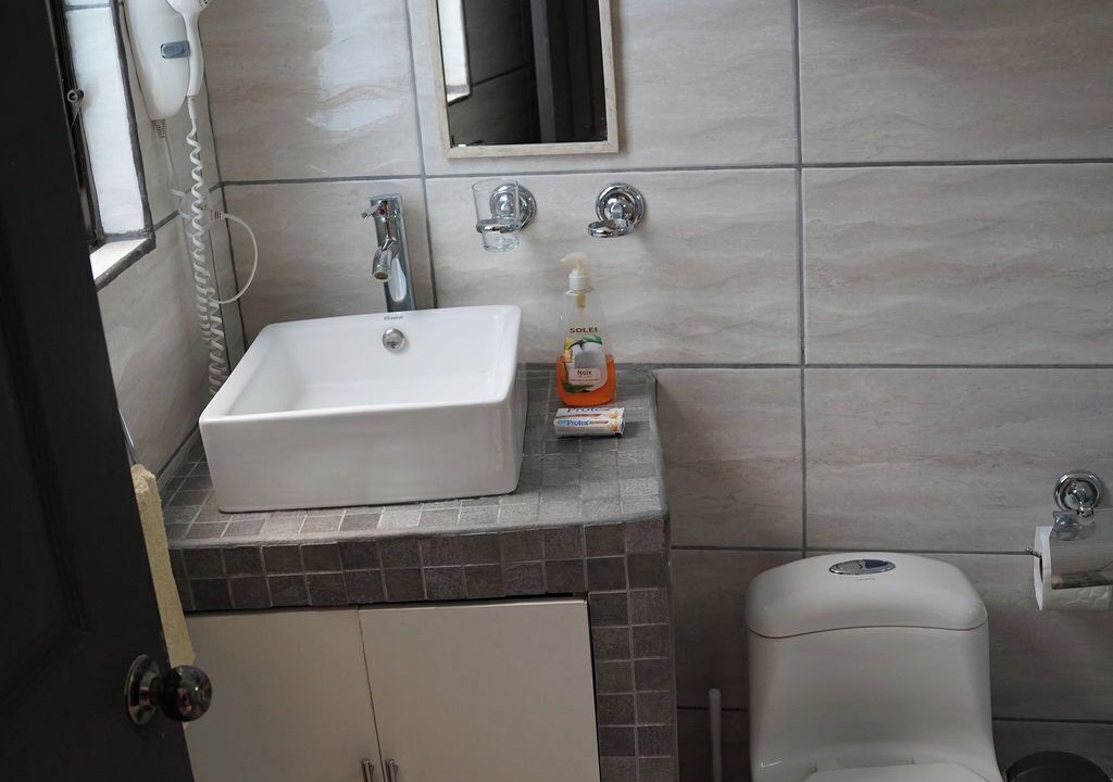 Photo of Bathroom in Amon