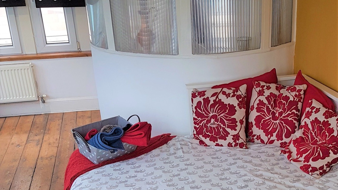 Photo of Bedroom in Tollcross