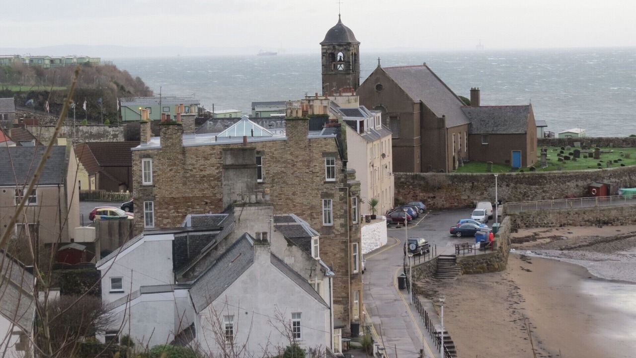Photo of Others in Kinghorn