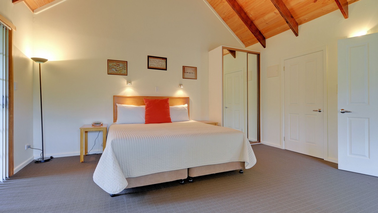 Photo of Bedroom in Strahan