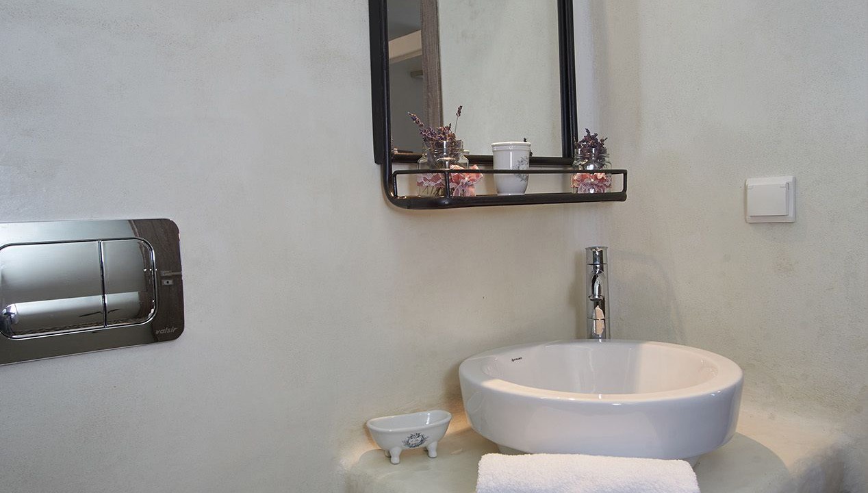 Photo of Bathroom in Karystos