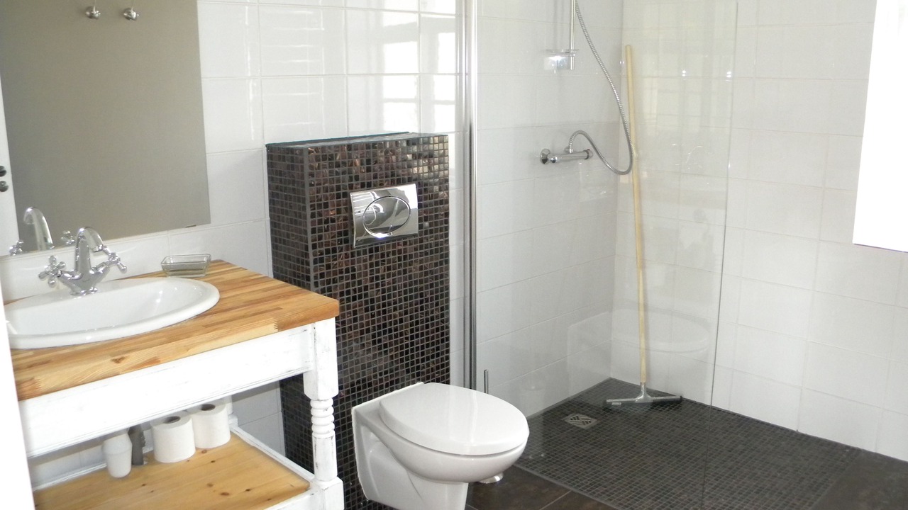 Photo of Bathroom in Seydisfjordur