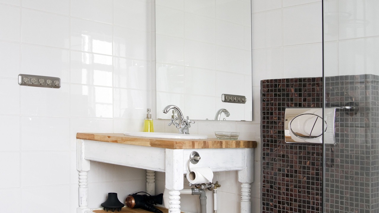 Photo of Bathroom in Seydisfjordur
