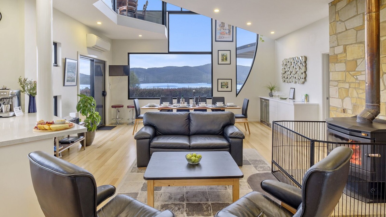 Photo of Livingroom in Dover