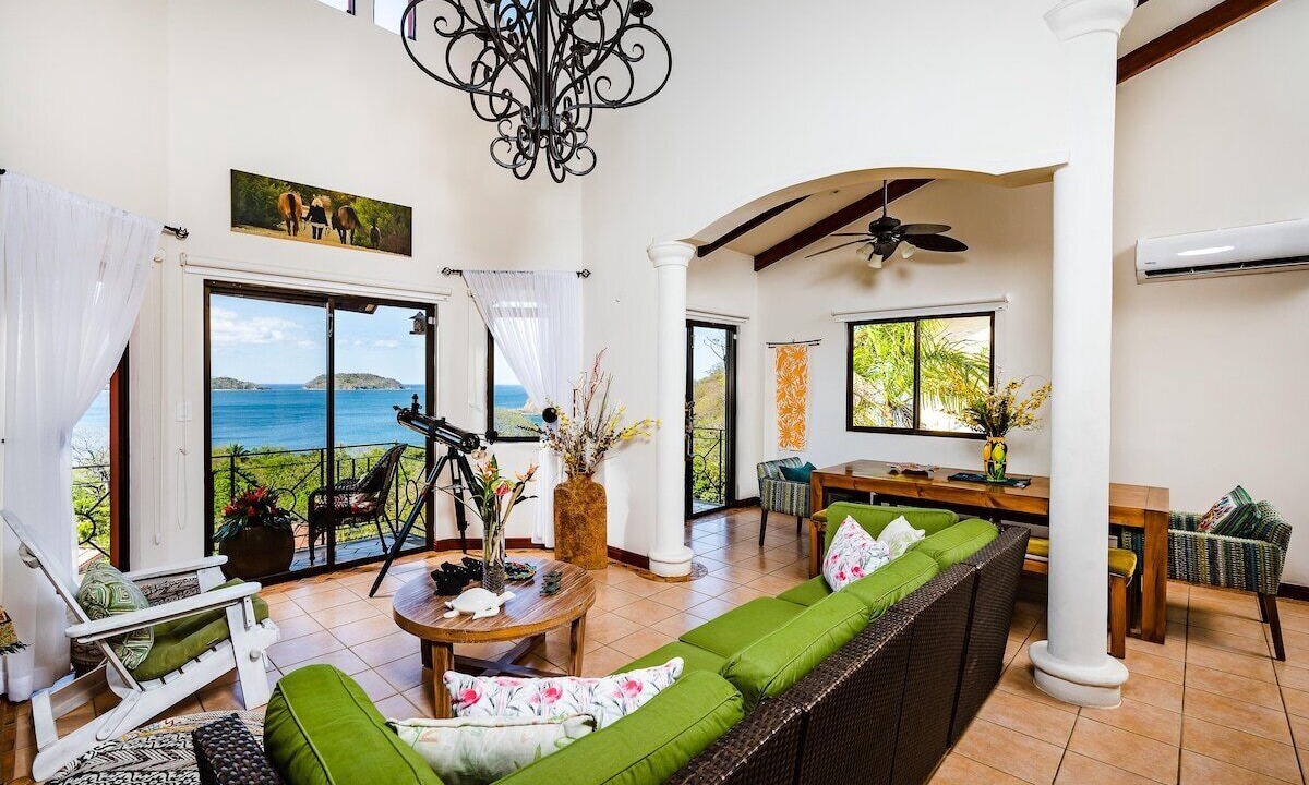 Photo of Livingroom in Potrero