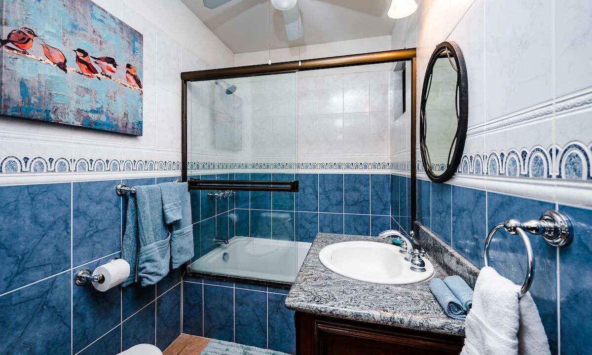 Photo of Bathroom in Potrero